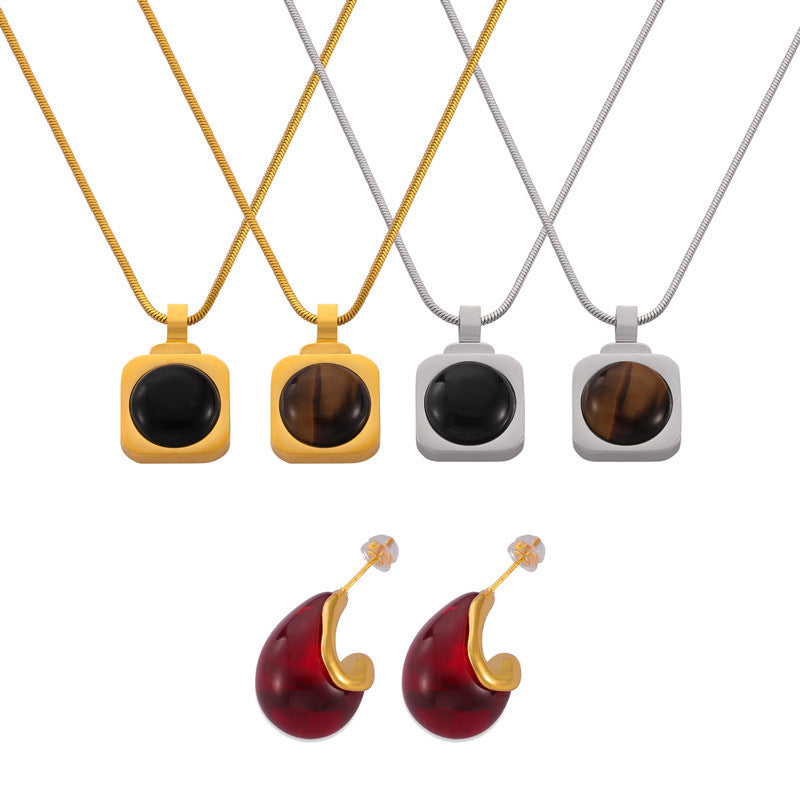 Personality Affordable Luxury Ornament Inlaid Tigereye Design Titanium Steel Necklace