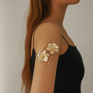 European And American Personalized Exaggerated Metal Flowers Openings Armband Bracelet